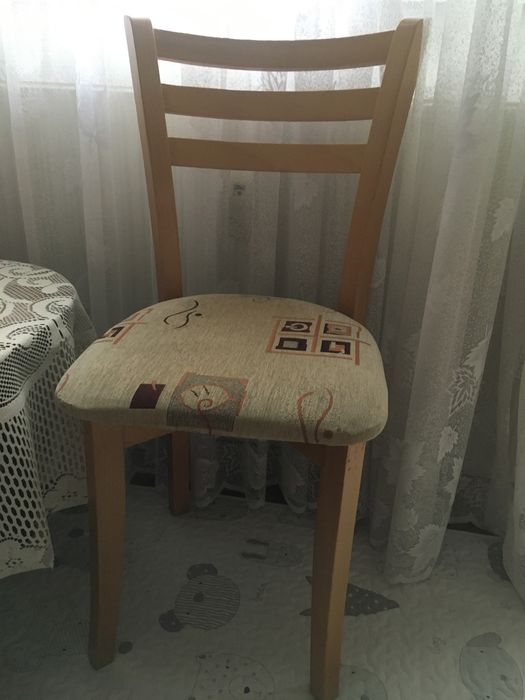 Кухненска маса  със  столове /  два броя