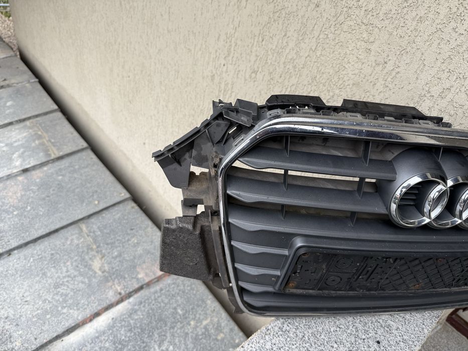 GRILÂ RADIATOR+ EMBLEMÂ AUDI A4 B8 2012-2015 ,8k0853651EQP