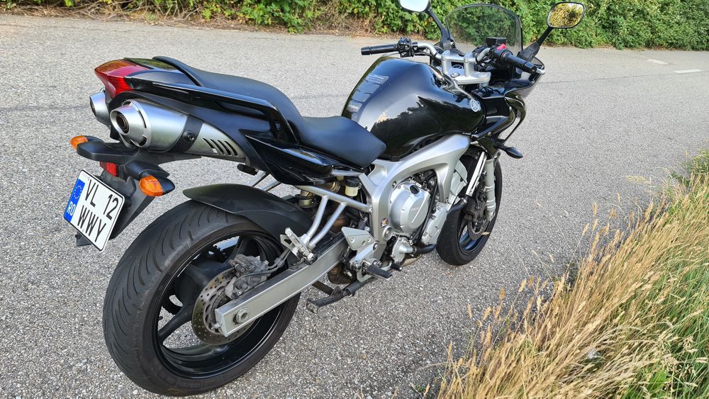 suport top case Yamaha FZ6