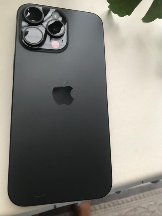 Продам 15про Мах