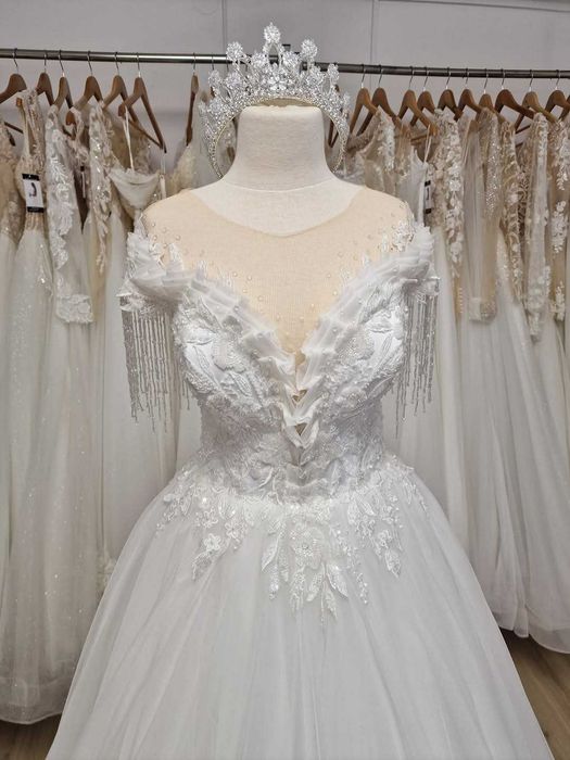 Rochie mireasa nou cu eticheta