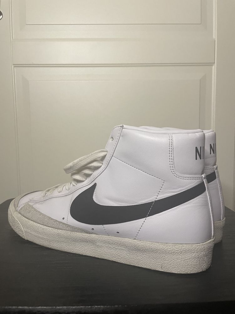 обувки Nike Blazer