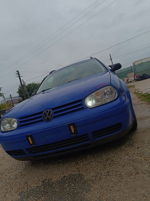 Vând golf 4 116 cp