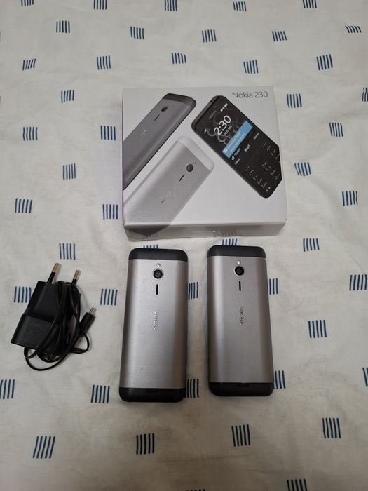 Продавам Nokia 230 ,два броя в пълен комплект