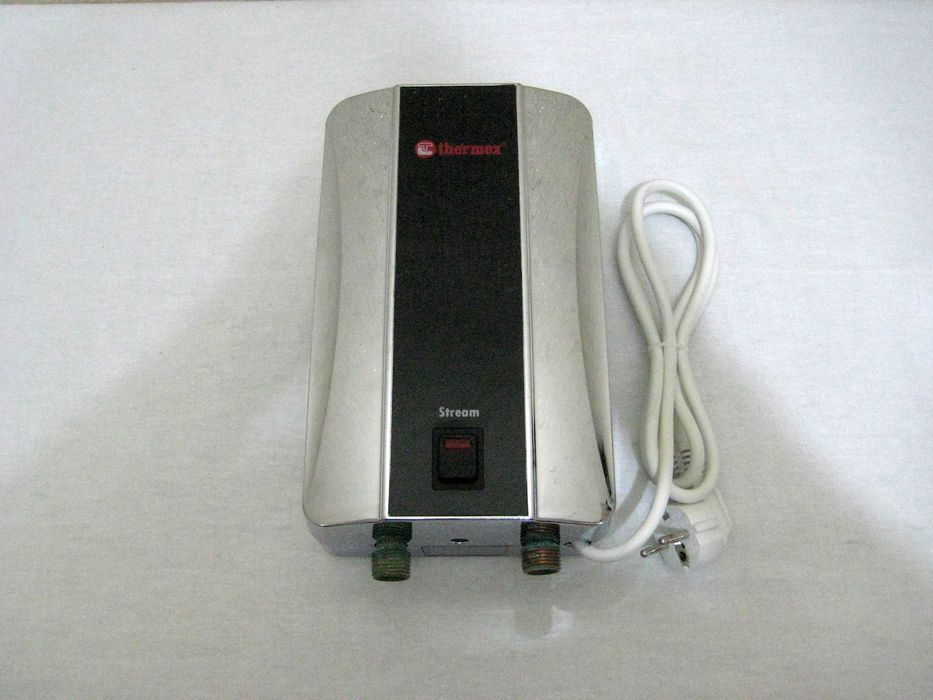 Водонагреватель проточный Thermex мини размер26х16 деярли янги холатда