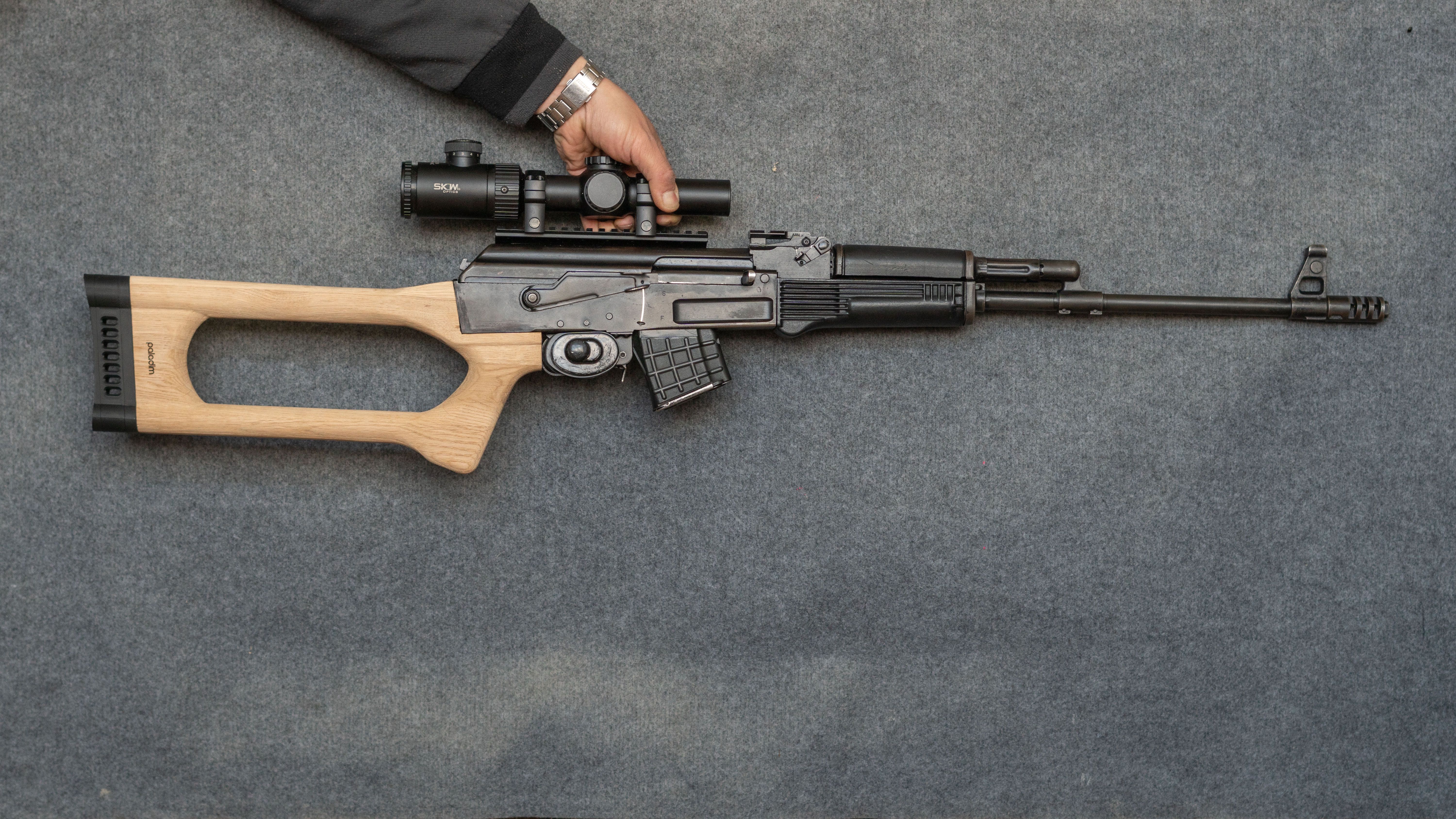 Приклад за фрезована цевна кутия SLR AK платформа