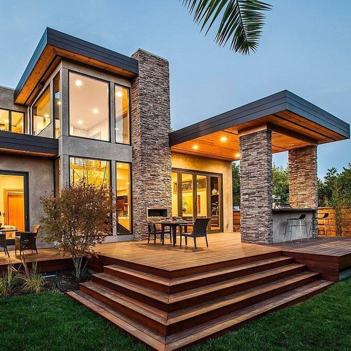 СРОЧНО продается участок Яккасарайский рн 5.7  соток под котеджи офис