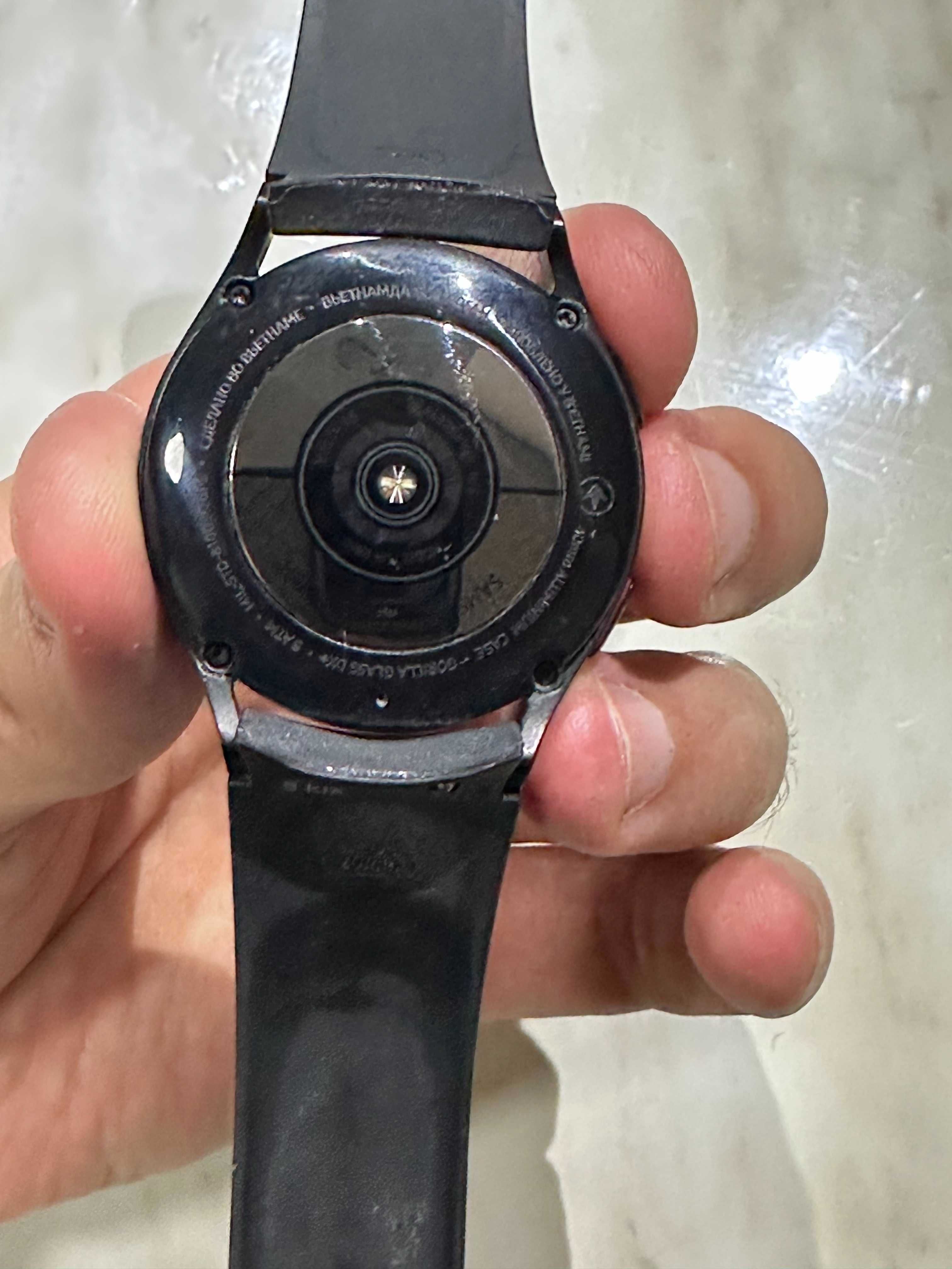 СРОЧНО!! Продам свои Galaxy Watch 4 40mm. Полный комплект