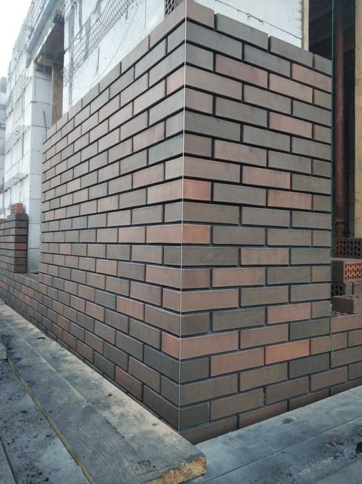 Бесплатным хранение кирпича