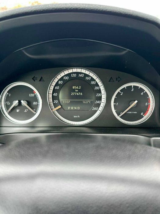 Мерцедес С220 дизел в перфектно състояние