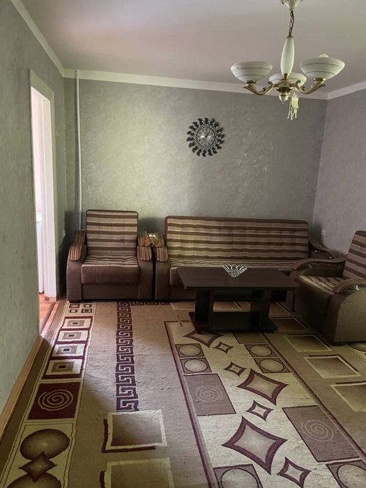 Продаю свою квартиру кирпич ТЦ Парус