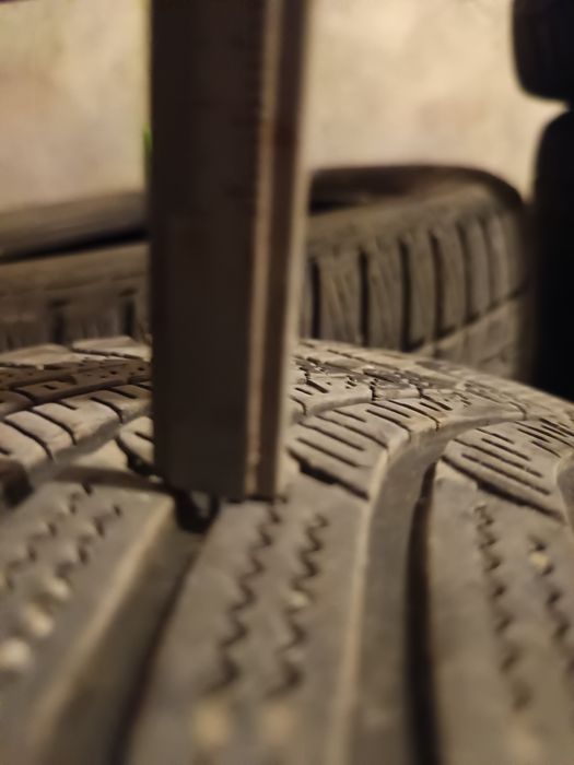 Продавам гуми  зимни 205/55/16