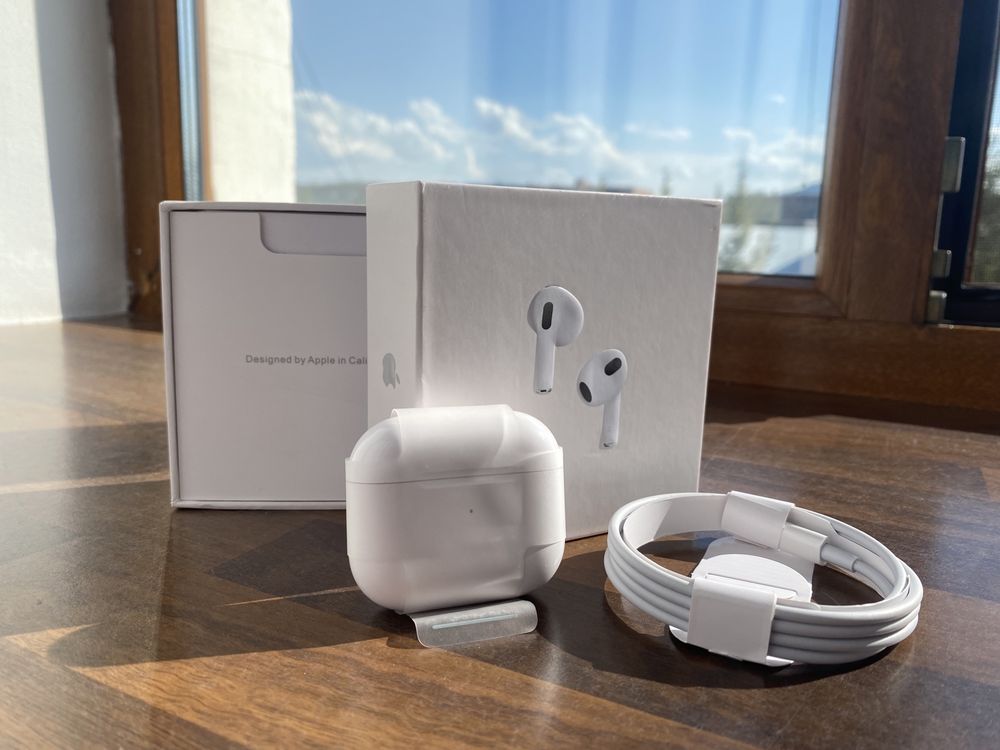 Airpods(3rd generation). 2 пары.