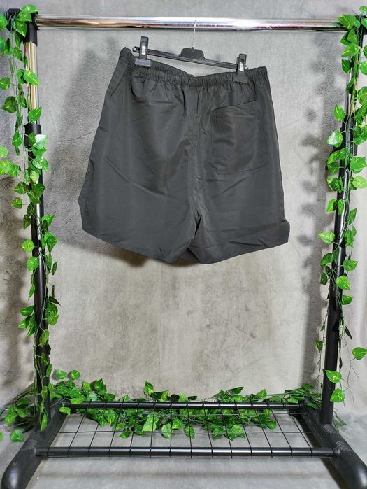 Pantaloni Scurti Essentials marimea L