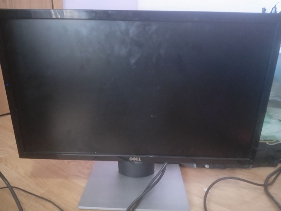 Pc gaming complet vând urgent