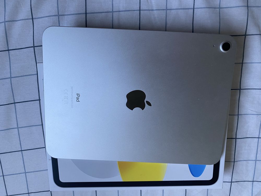 Ipad 10th 2022 64GB  stare ca noua