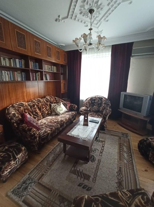 Тристаен апартамент под наем в кв. Мараша