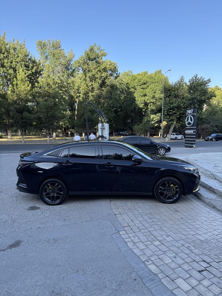 Avtomobil fongfeng