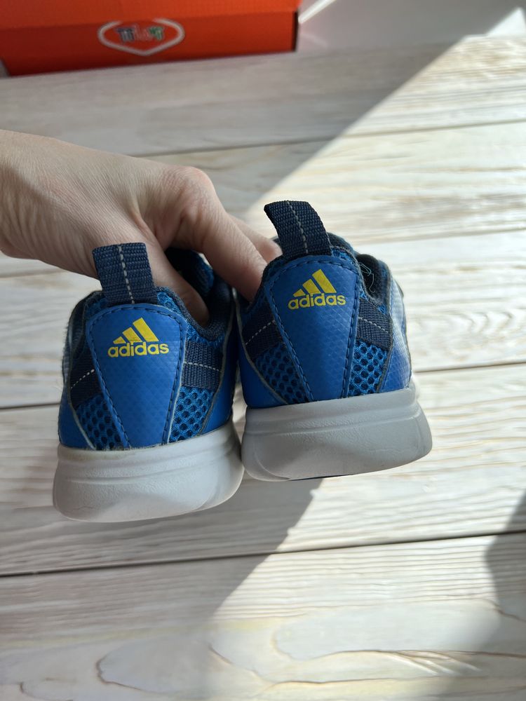 Детские кроссовки Adidas оригинал