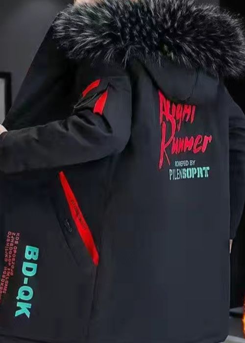 Куртка лёгкая, молодежная