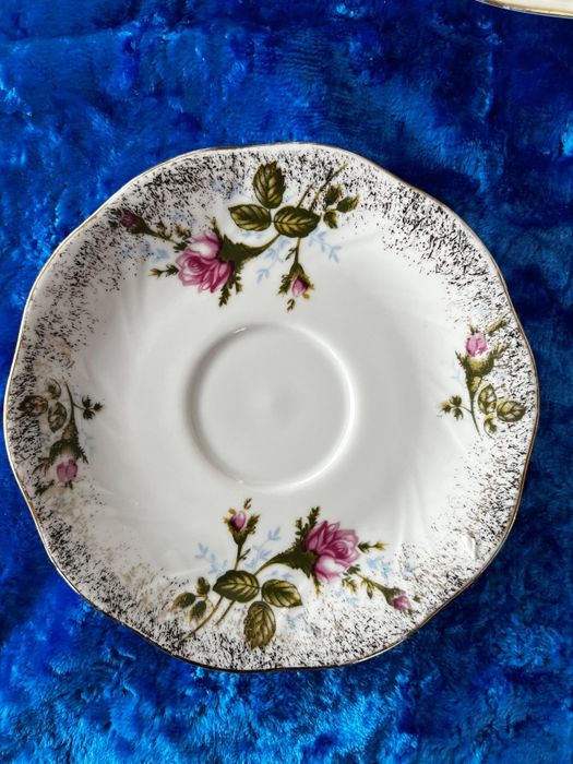 Елегантен порцеланов сервиз CHODZIEZ – Полша