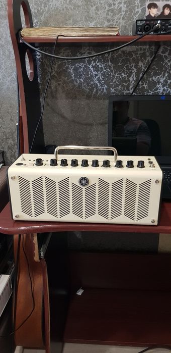Комбоусилитель Yamaha THR10