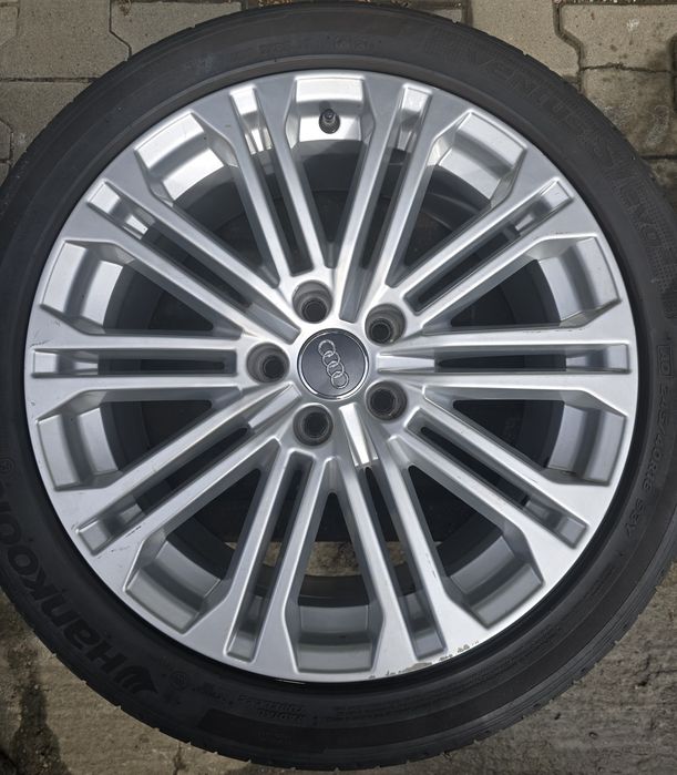 Vand jenti cu anvelope pe 18 ptr A4 A6
