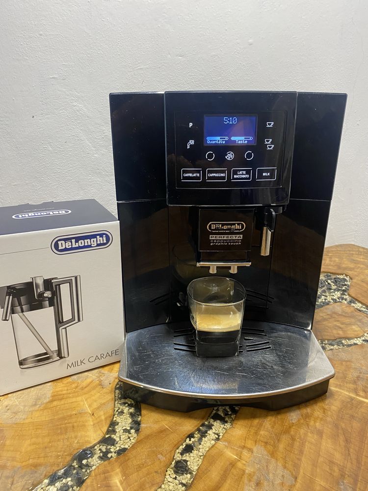 Expresor / espressor delonghi perfecta touch