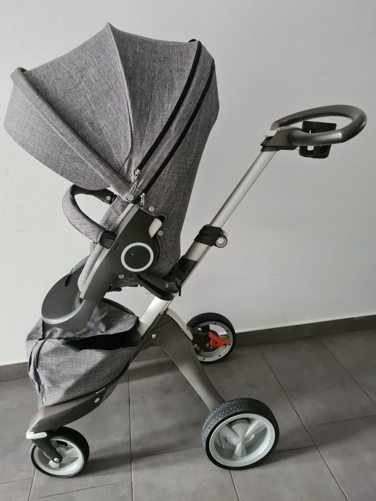 Stokke v4 3 in 1 + baza isofix + accesorii