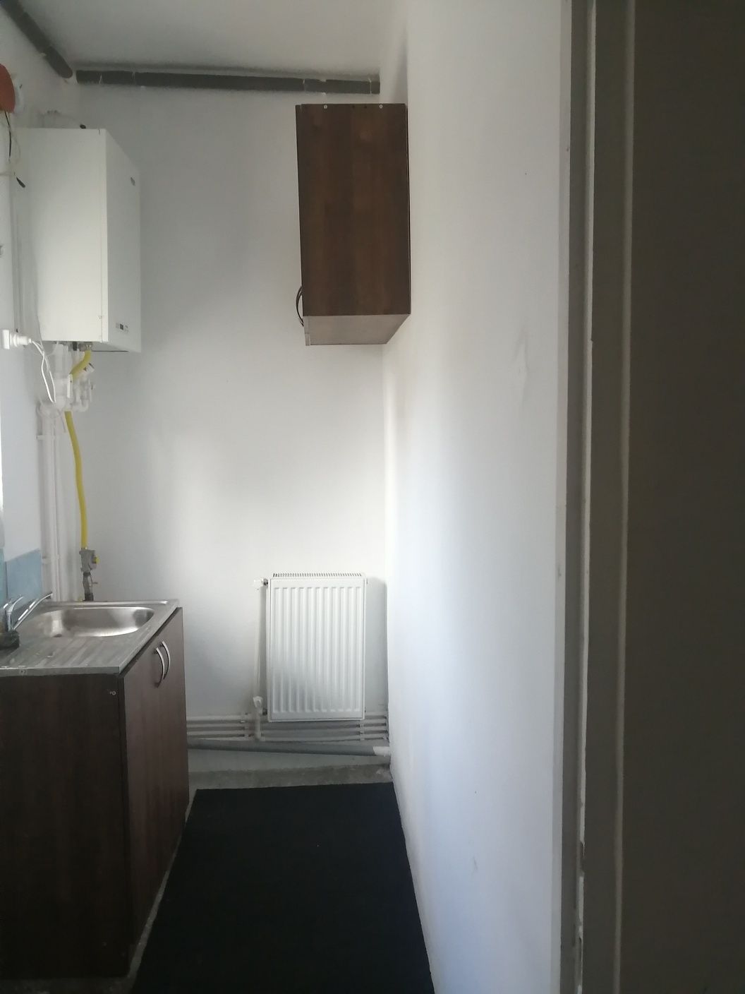 Garsoniera și apartament de închiriat Simeria