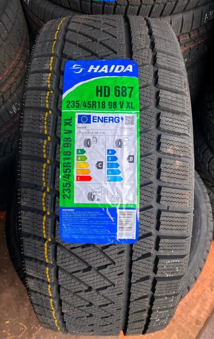 235/45R18  HAIDA