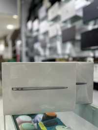 MacBook Air M1 8/256 Новый