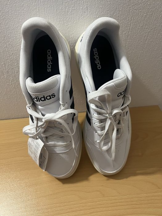 adidas Hoops 3.0