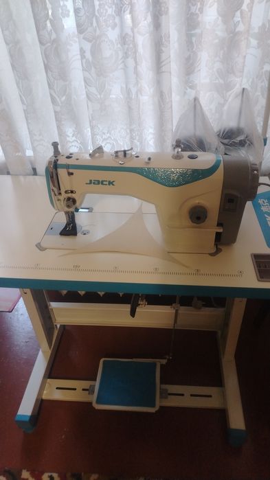 Промышленная швейная машинка Jack
Прямострочная, высокоскоростная, про