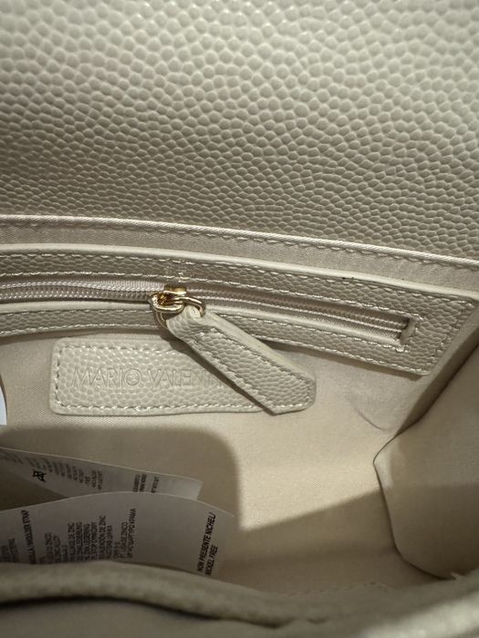 Poseta/Geanta de umar Mario Valentino, noua, bej, cu sigiliile pe ea!