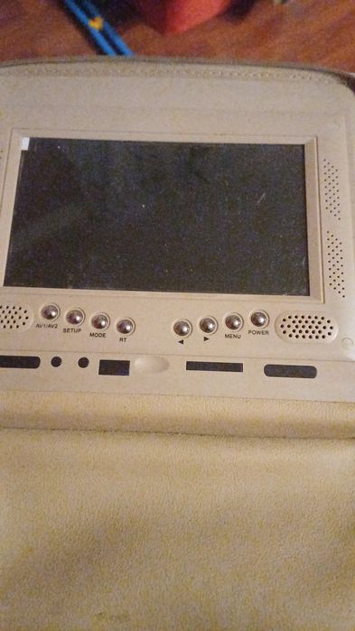 В машину телевизор