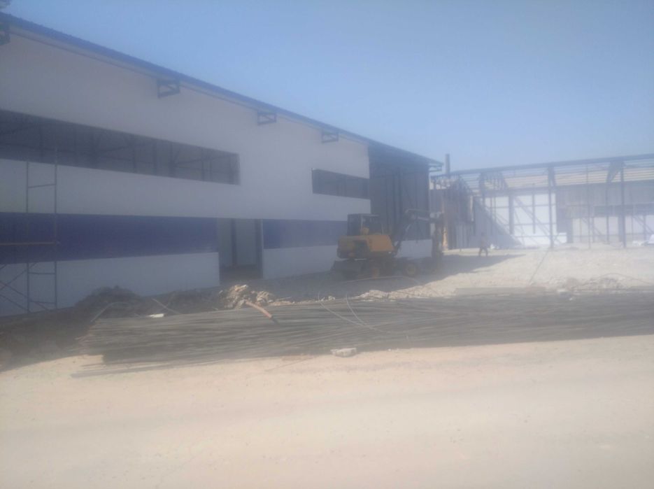 Производственные цеха, склады, обшитые сендвич панелями под ключ.