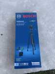 Nivelă laser Bosch GLL 2-15 G + BT 150