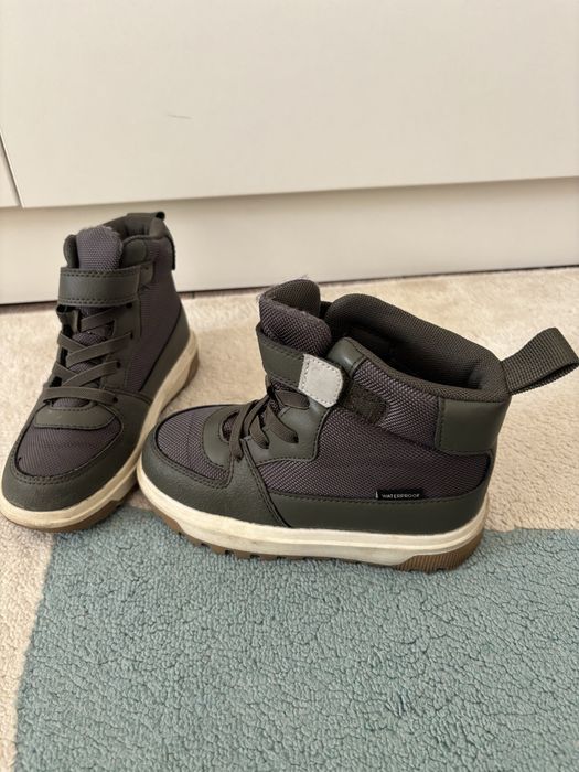 Ghete impermeabile, H&M, marimea 27