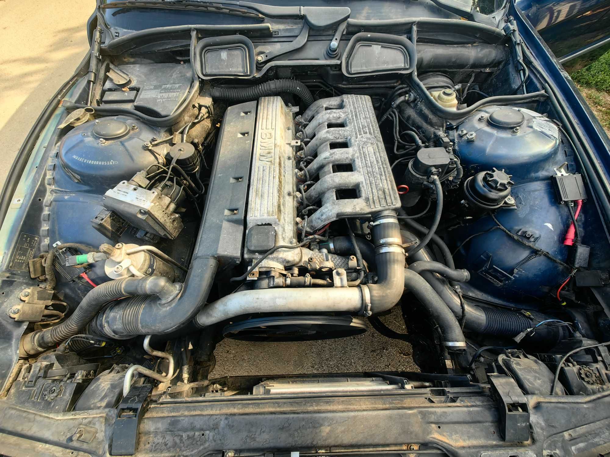 BMW E38 бензин / дизел на части