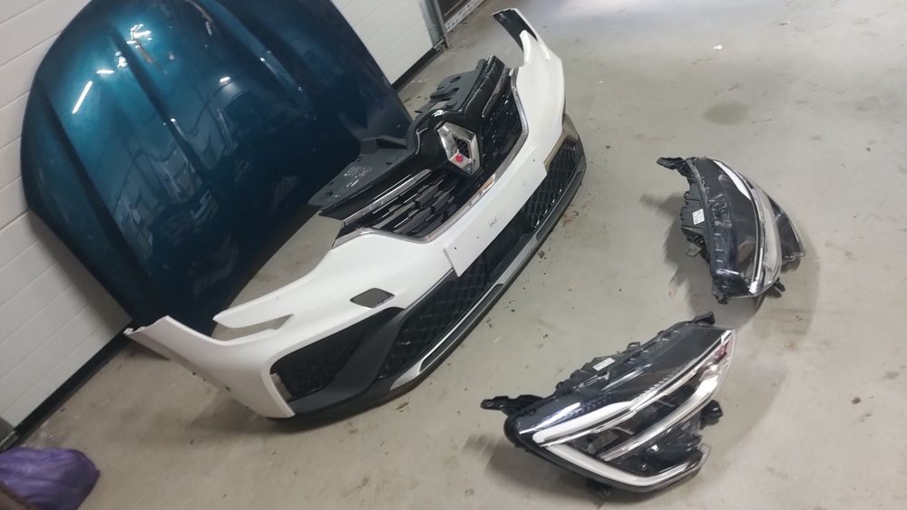 Bara fata , capota , faruri Renault arkana GT line