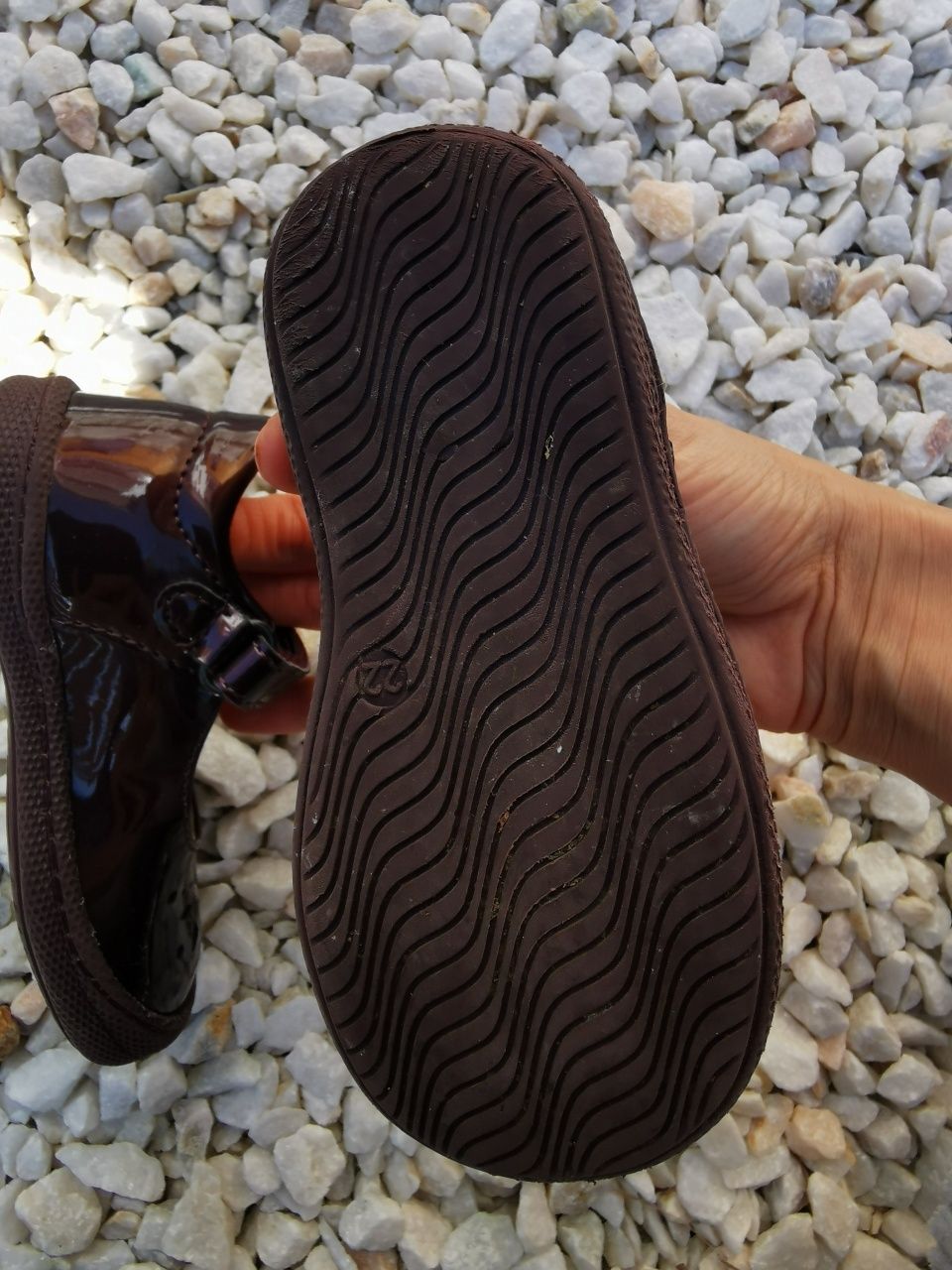 Pantofi NOI, de lac, superbi, marca PRIMIGI, măsura 22, 13.9 cm