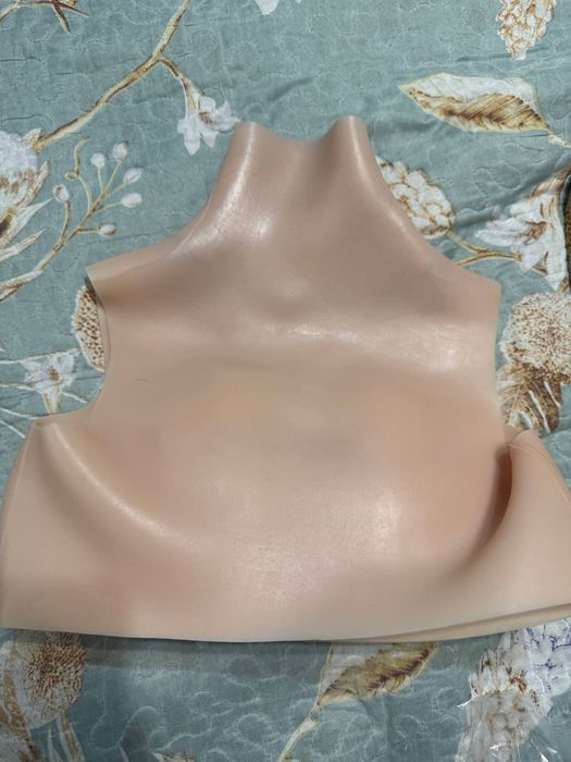 Сиськи накладная грудь протез грудной протез молочных желез