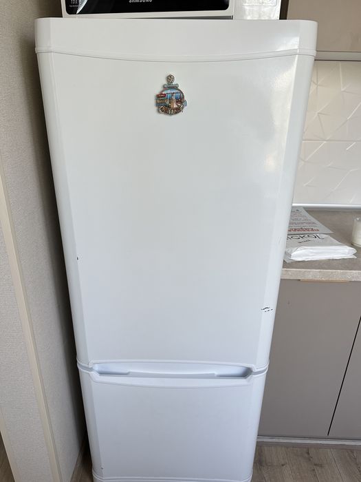 б/у холодильник с новым мотором