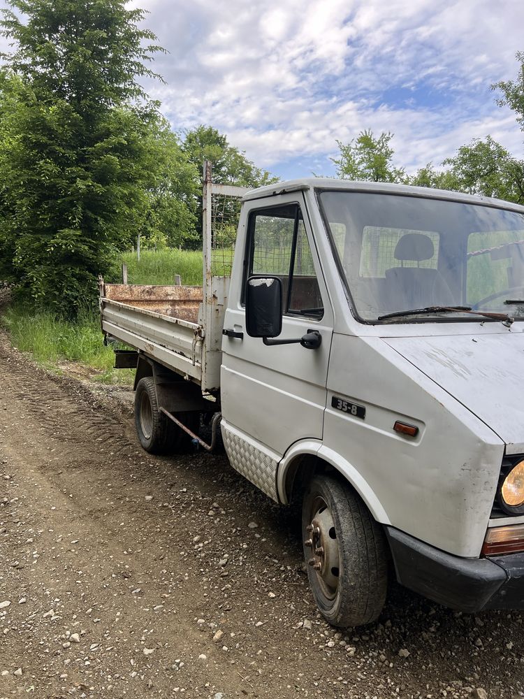 Vand camioneta iveco dayli