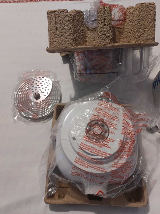 NOU Robot de bucatarie Philips Daily Collection, 650 W, bol 1.5 l, Alb