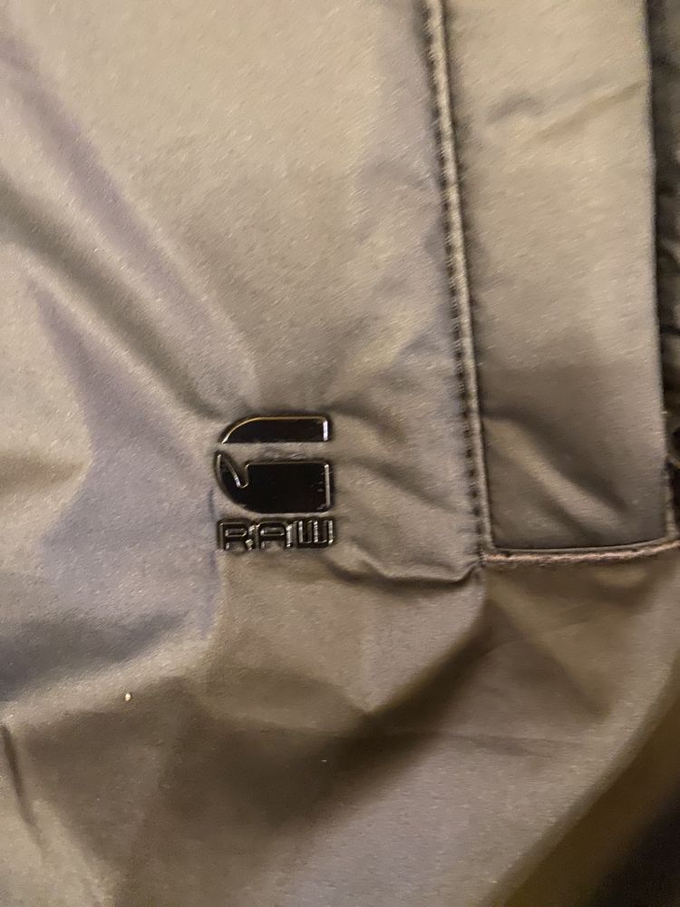 Vând geaca bomber G Star Raw mărimea L