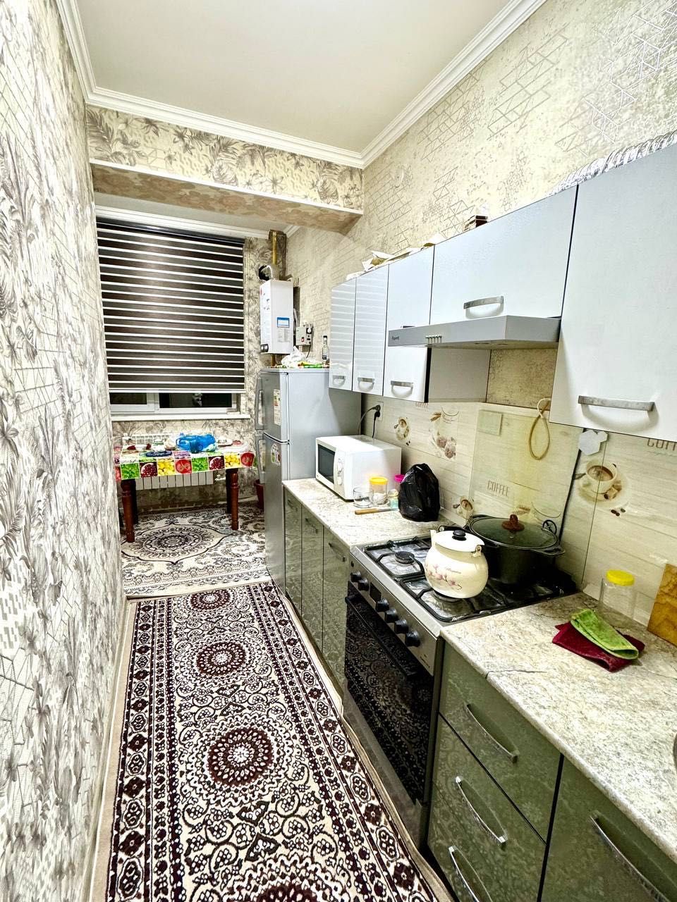 Яшнабад ЖК Азиа Хаус срочно продается квартира с ремонтом 2/3/8  60м2