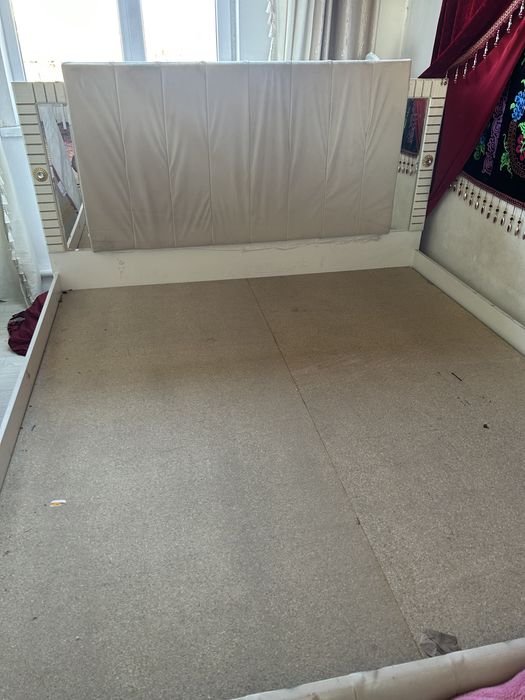 Үлке екі адамдық қос төсек сатылады ,сапасы жақсы көп усталмаған