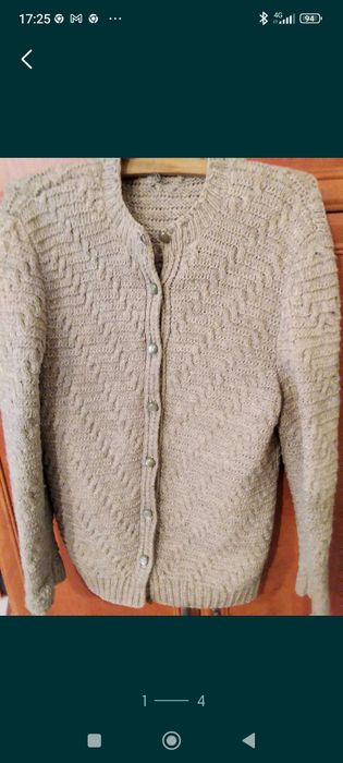 Pulovere lînă tricotate manual mar L